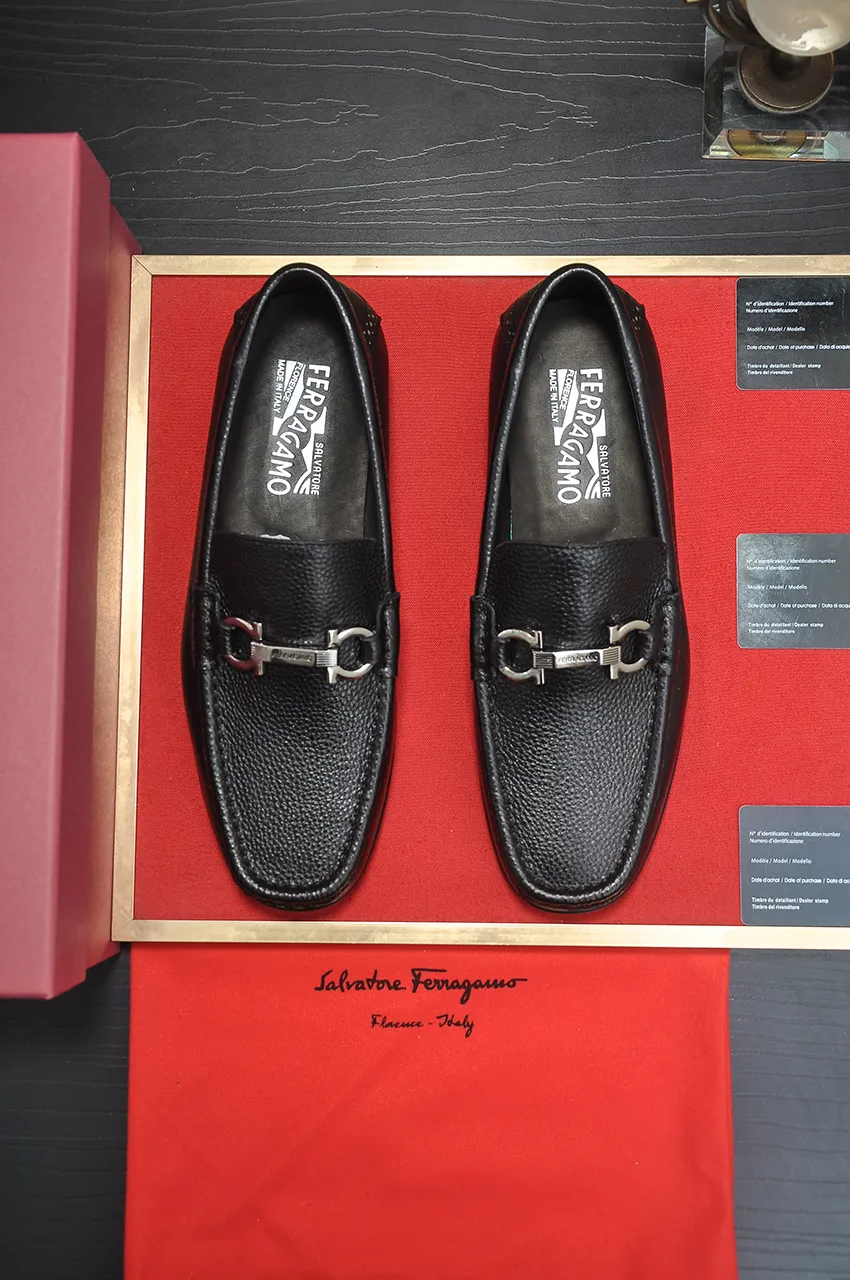 Men's men's shoes 💰520💶[Ferragamo/Ferragamo] (high-end Niuli) New 🍀 Ferragamo* - top version Ferragamo's classic formal leather shoes! Made of imported original cowhide, the inner top layer is comfortable cowhide lining! Original wear-resistant rubber outsole! High quality products! Code number 38-44!